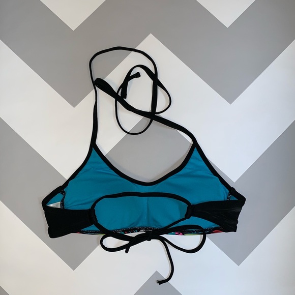 Target Bikini Top - Picture 2 of 2